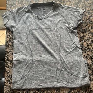Lululemon Swiftly Tech Shirt